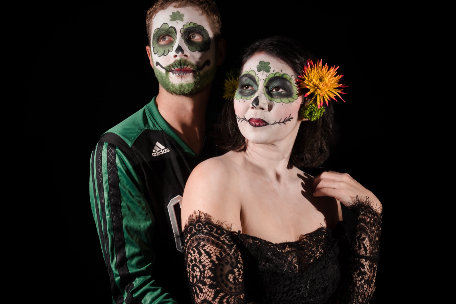 Día de los Muertos — UV body art by Tina Cozart